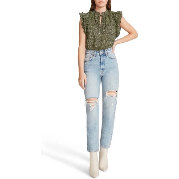 NWT! BB Dakota by Steve Madden | Cotton Valle Flutter Sleeve Blouse - Black - Picture 4 of 8